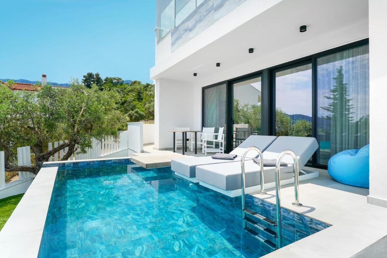 Mythodea Prive Luxury Suites Chrysi Ammoudia Exterior photo