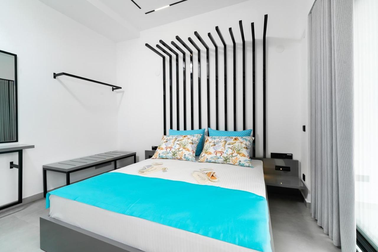 Mythodea Prive Luxury Suites Chrysi Ammoudia Exterior photo