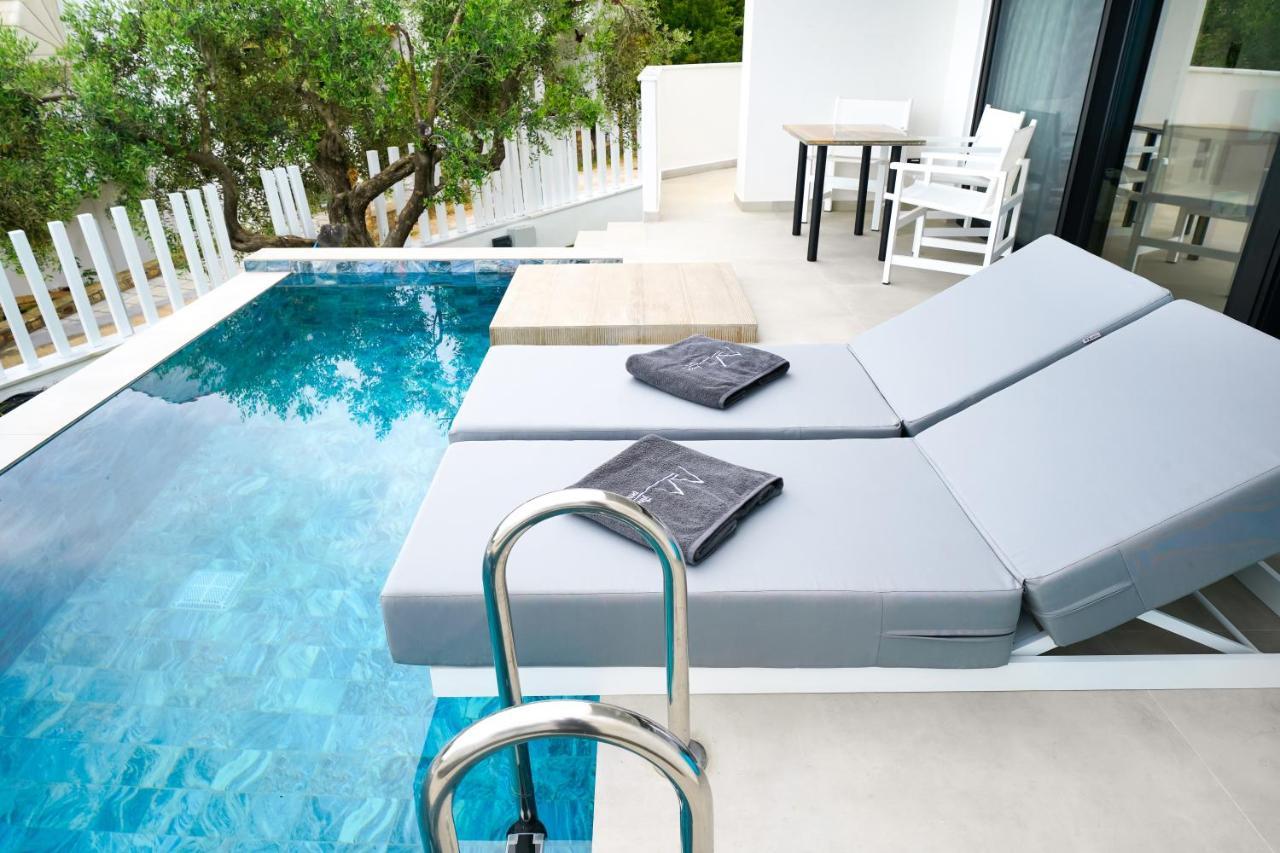 Mythodea Prive Luxury Suites Chrysi Ammoudia Exterior photo