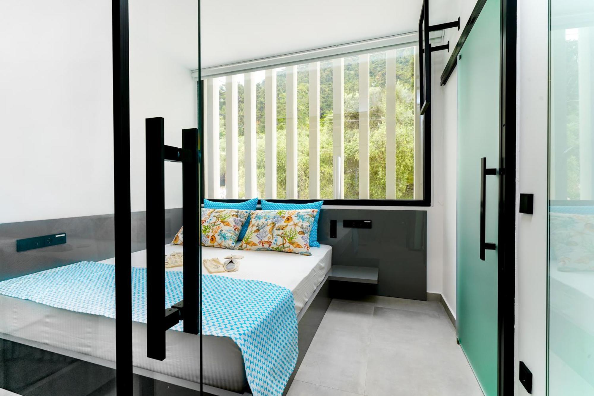 Mythodea Prive Luxury Suites Chrysi Ammoudia Exterior photo