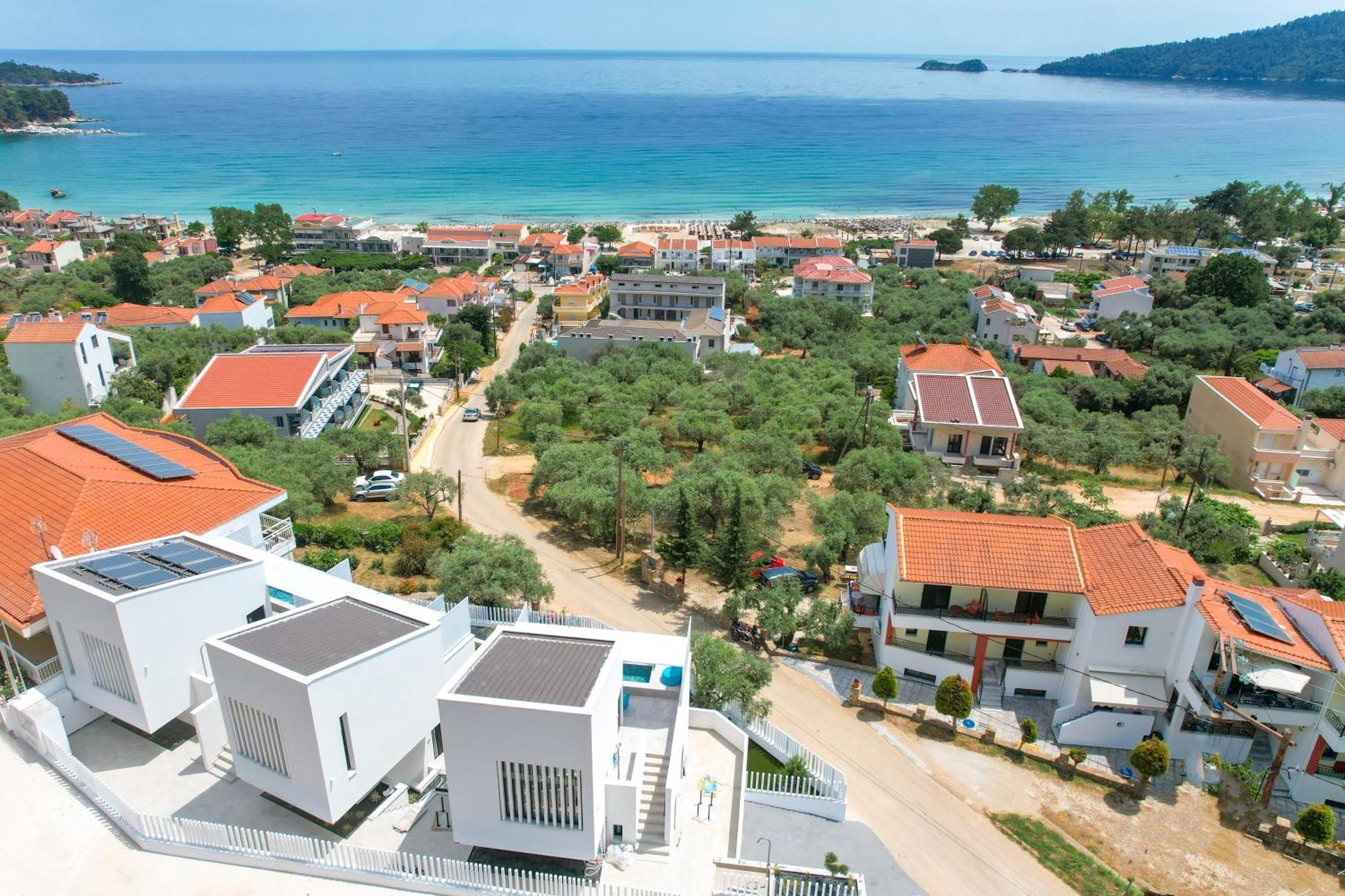 Mythodea Prive Luxury Suites Chrysi Ammoudia Exterior photo