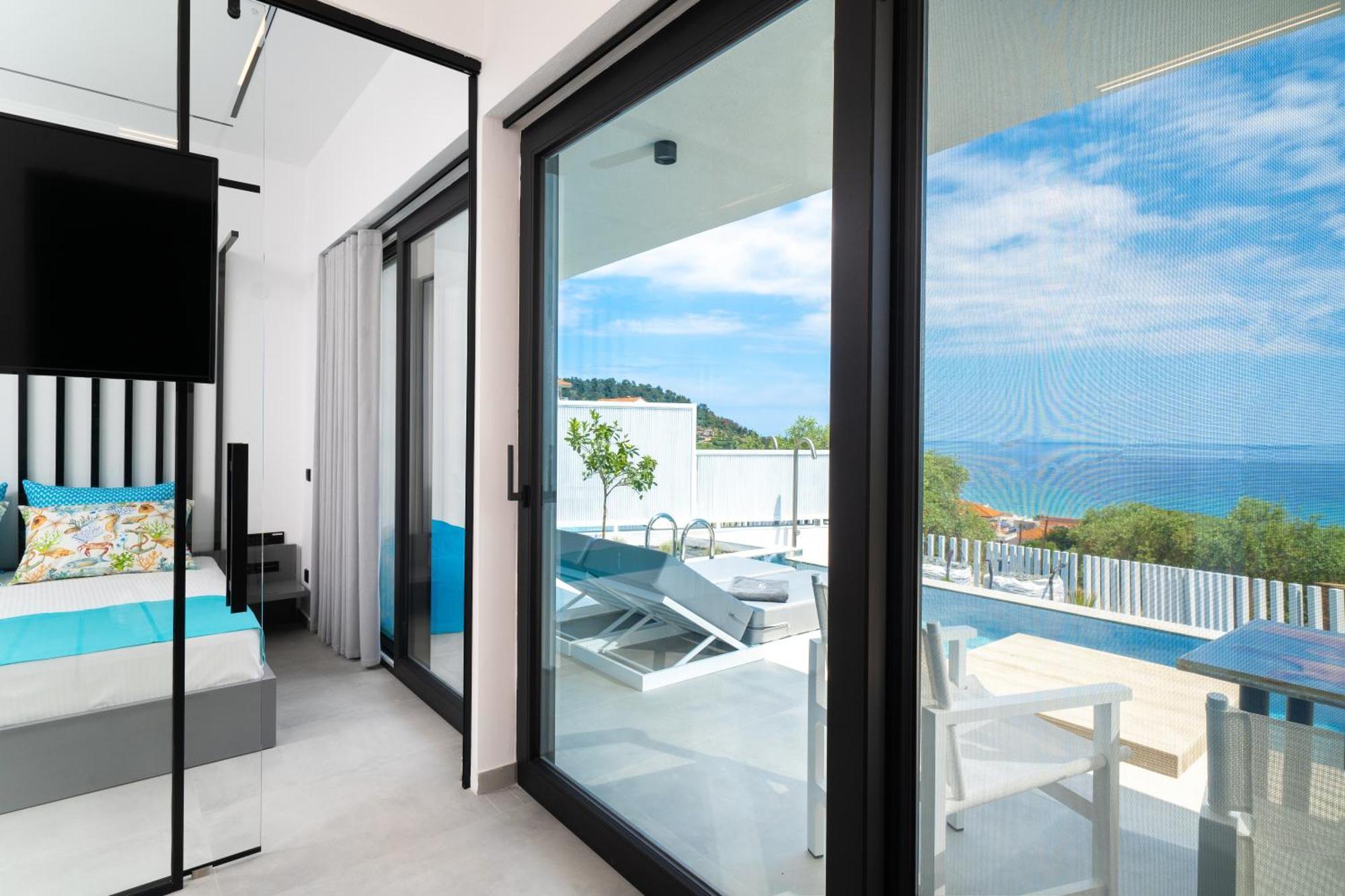 Mythodea Prive Luxury Suites Chrysi Ammoudia Exterior photo